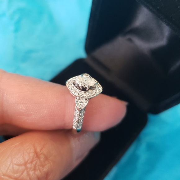⭐SOLD ⭐ Natural Diamond Ring set - 14K - Picture 9 of 17